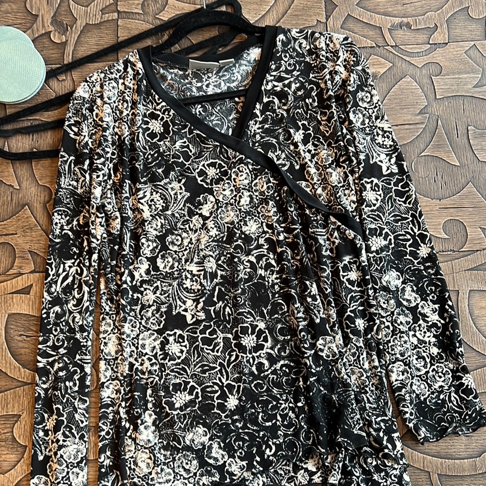 Chicos Travelers shirt